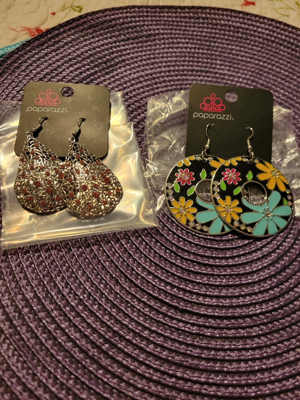 paparazzi Floral Hoop Earrings - Turquoise, Yellow, Pink & Black